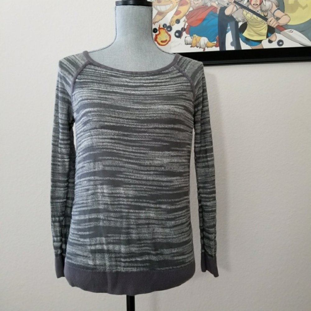 Loft Lightweight Pullover Sweater Small - image 1